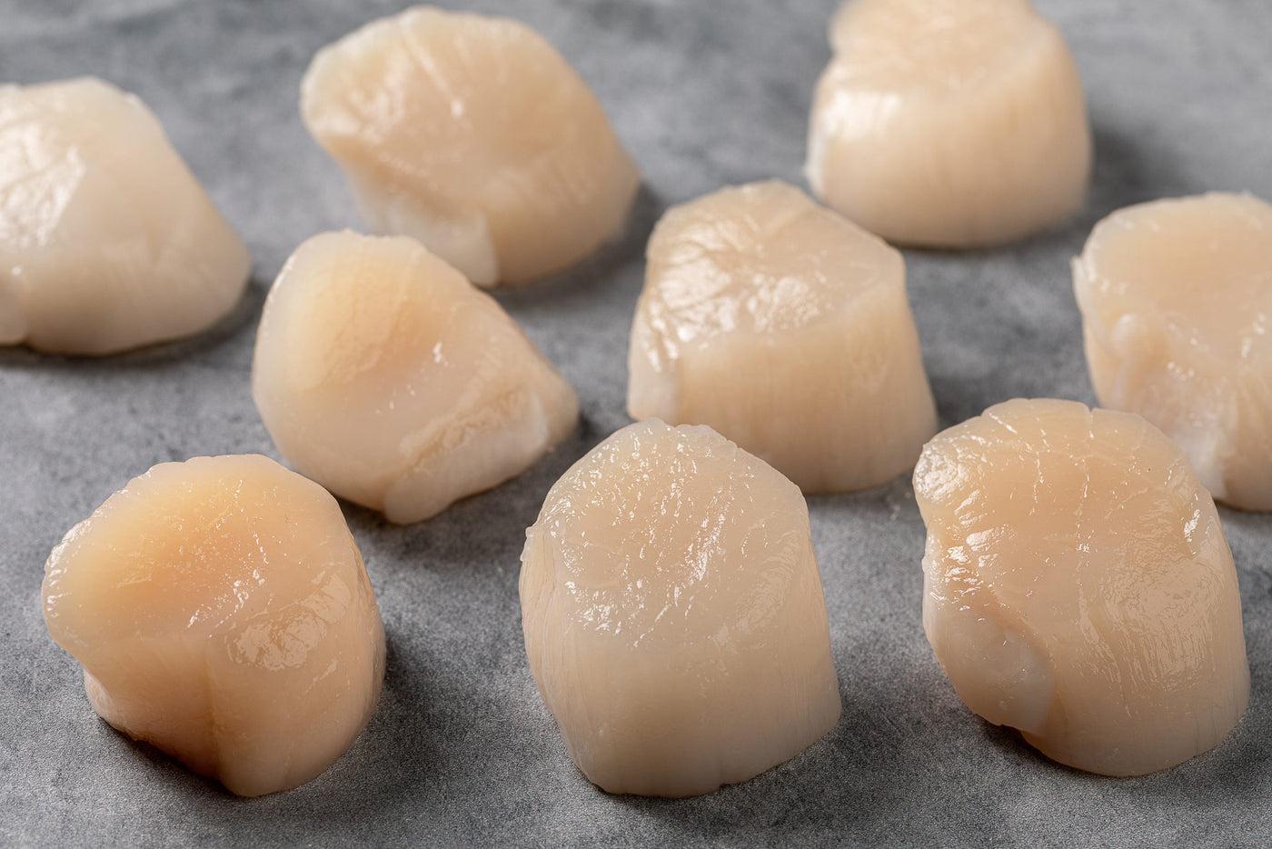 Dry-packed diver scallops